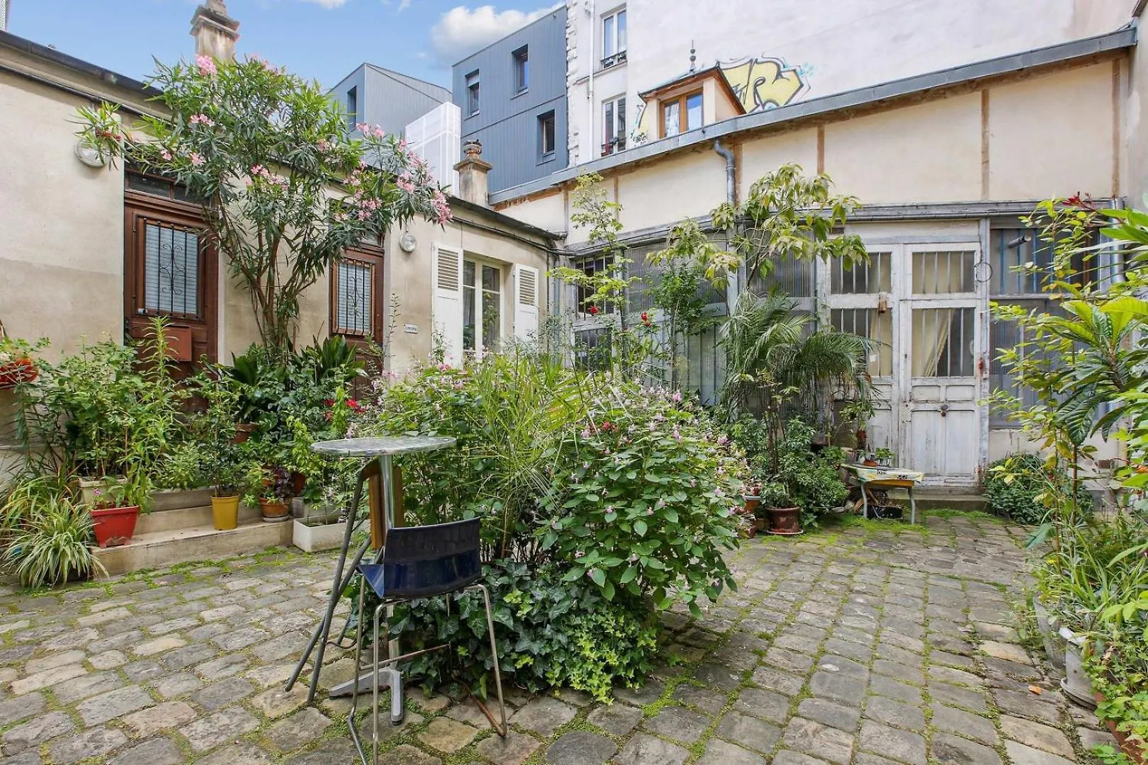 La Belle Vie A Belleville ! Paris Apartment